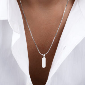 Alternative view of Minimal Pendant & Square Chain