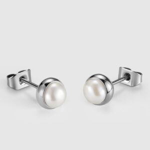 Classic Pearl Studs
